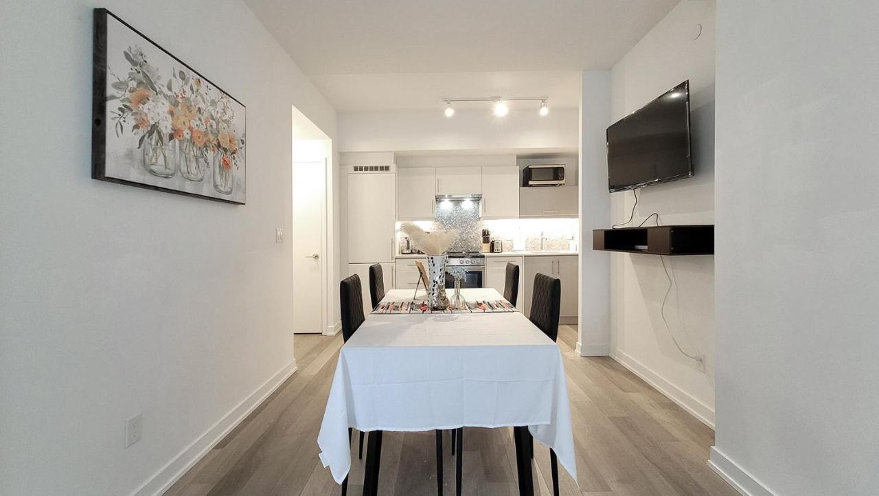 Lovely 3 Bedrooms In University Of トロント エクステリア 写真