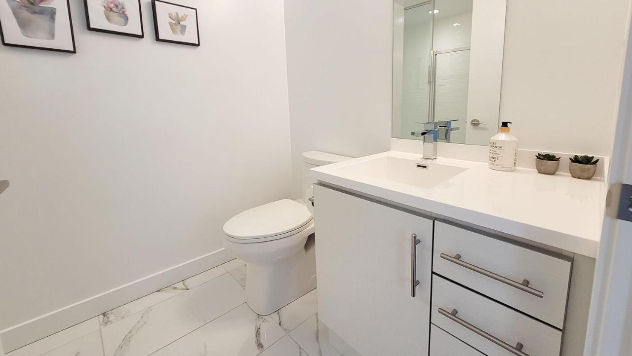 Lovely 3 Bedrooms In University Of トロント エクステリア 写真