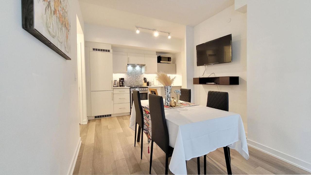 Lovely 3 Bedrooms In University Of トロント エクステリア 写真