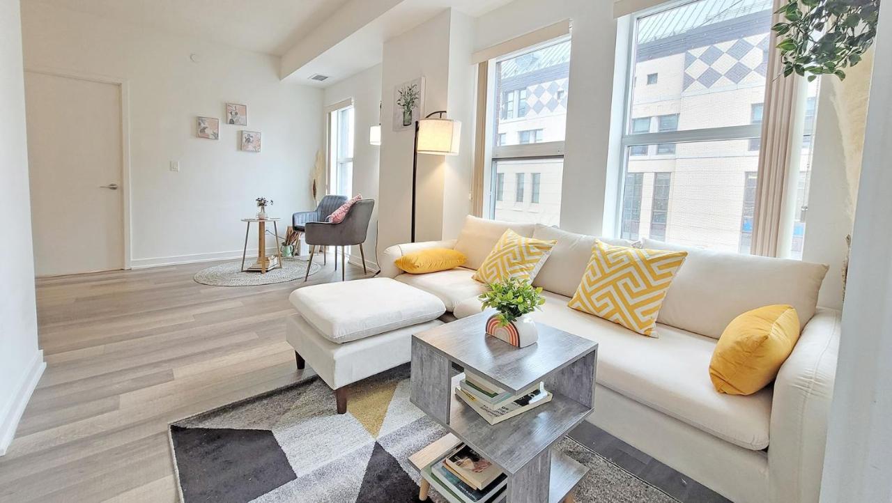 Lovely 3 Bedrooms In University Of トロント エクステリア 写真