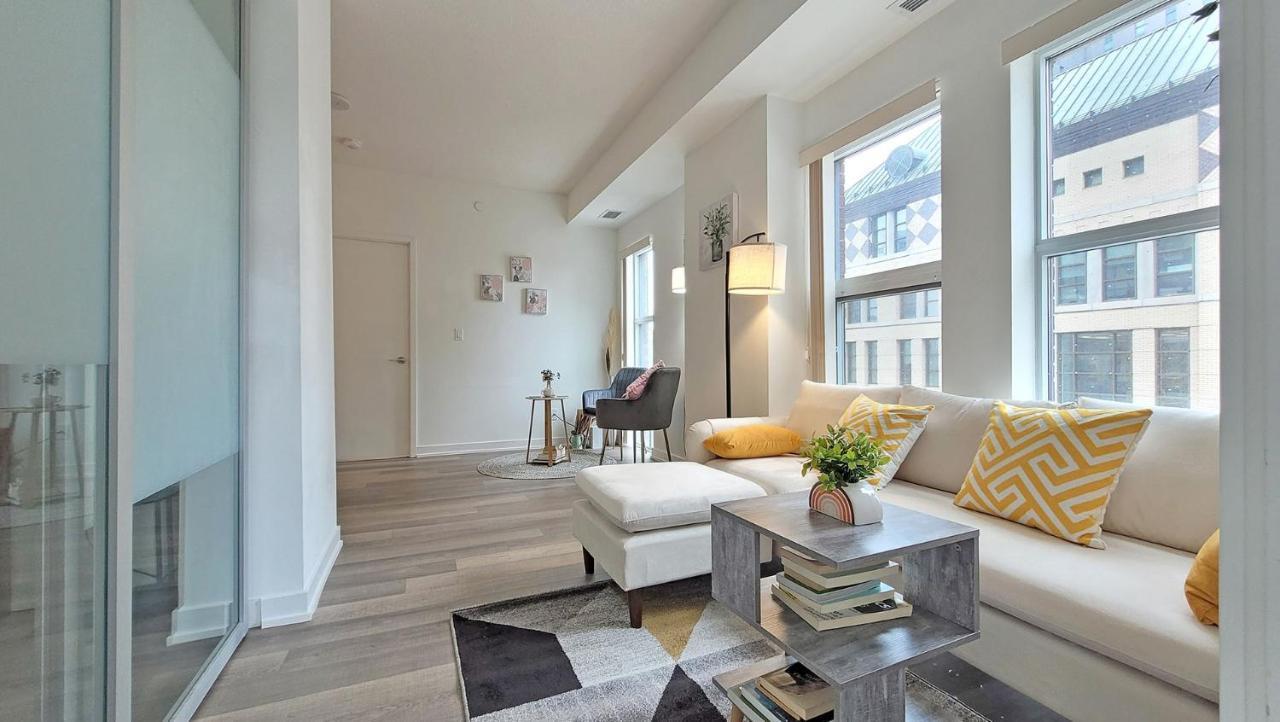 Lovely 3 Bedrooms In University Of トロント エクステリア 写真