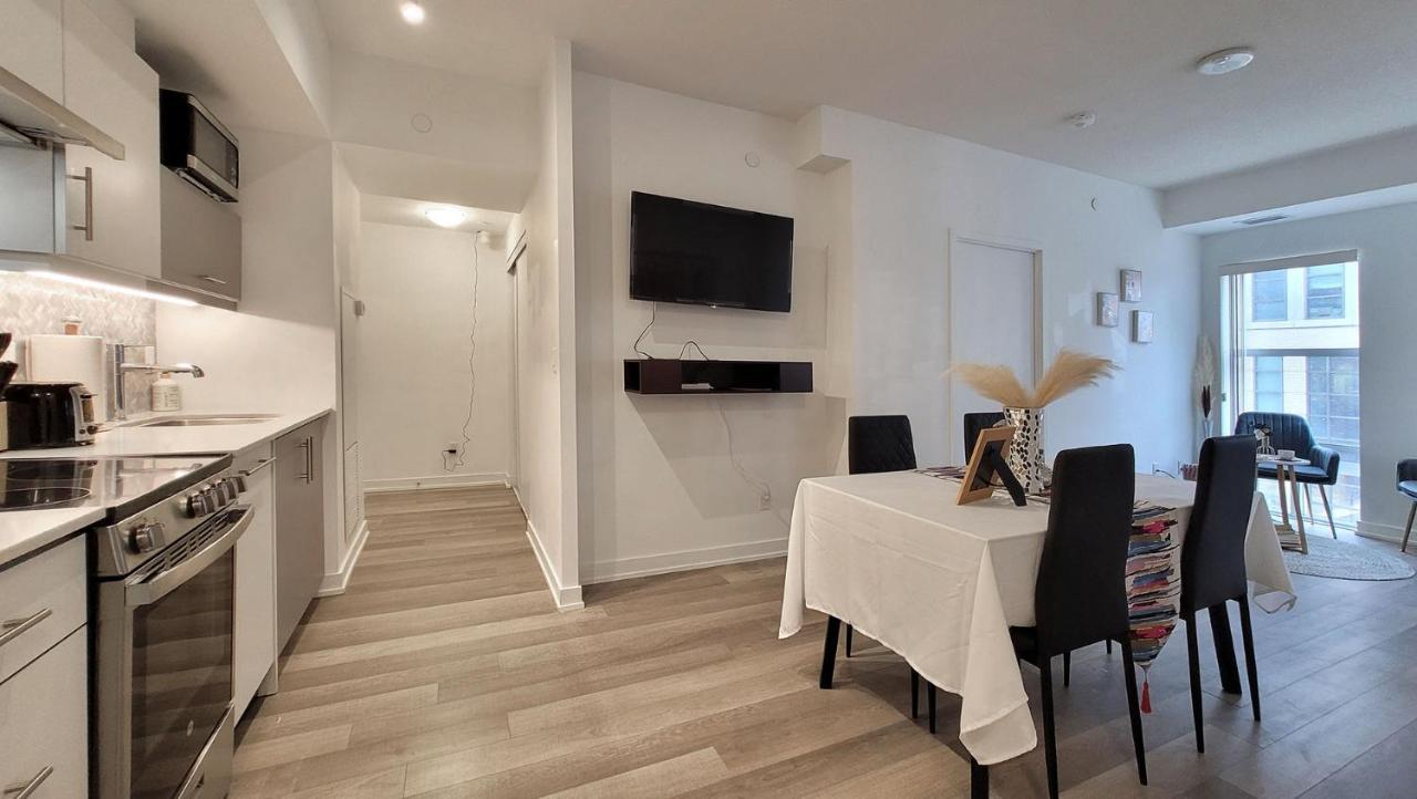 Lovely 3 Bedrooms In University Of トロント エクステリア 写真