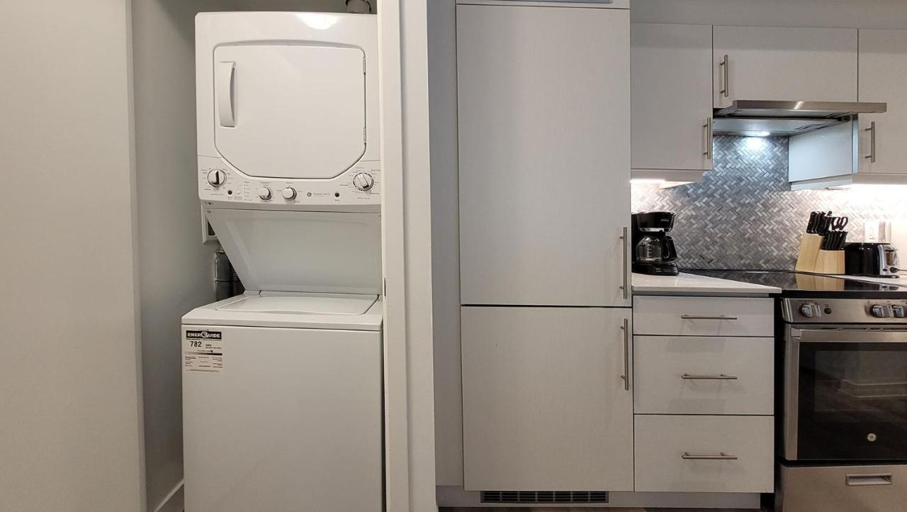 Lovely 3 Bedrooms In University Of トロント エクステリア 写真