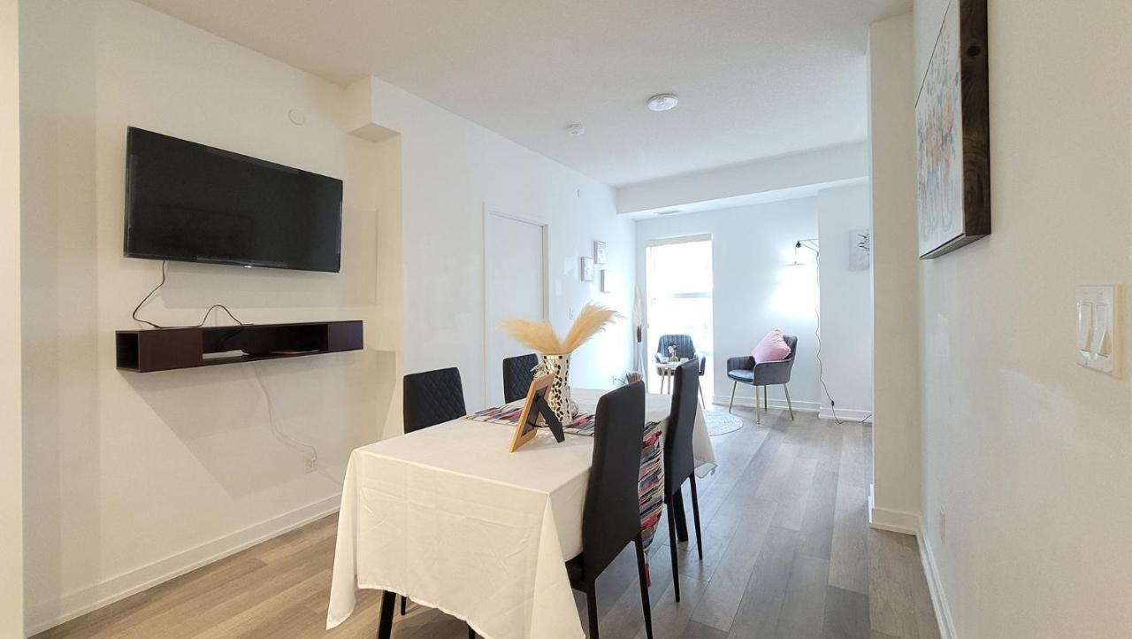 Lovely 3 Bedrooms In University Of トロント エクステリア 写真