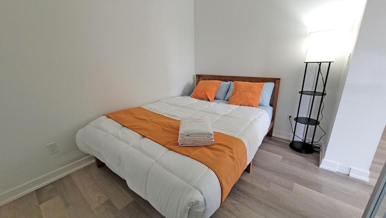 Lovely 3 Bedrooms In University Of トロント エクステリア 写真